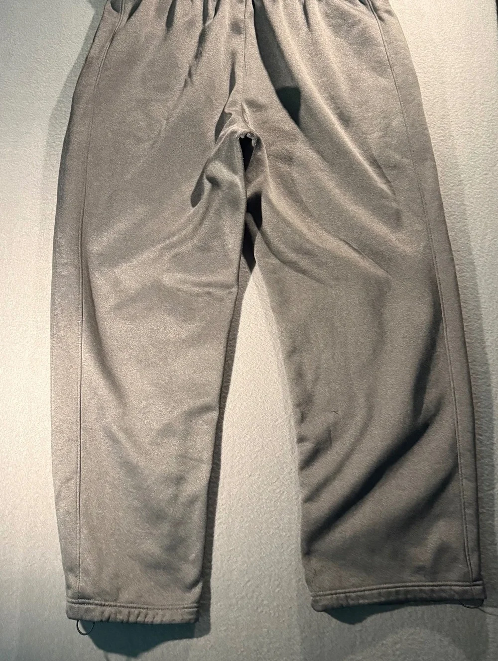 Russell Gray Fleece Sweatpants Size M (32-34)